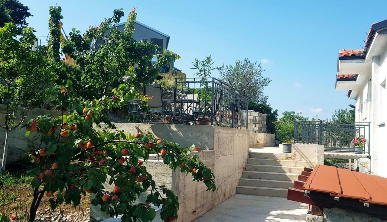 Belvedere สเวติยูไร ภายนอก รูปภาพ